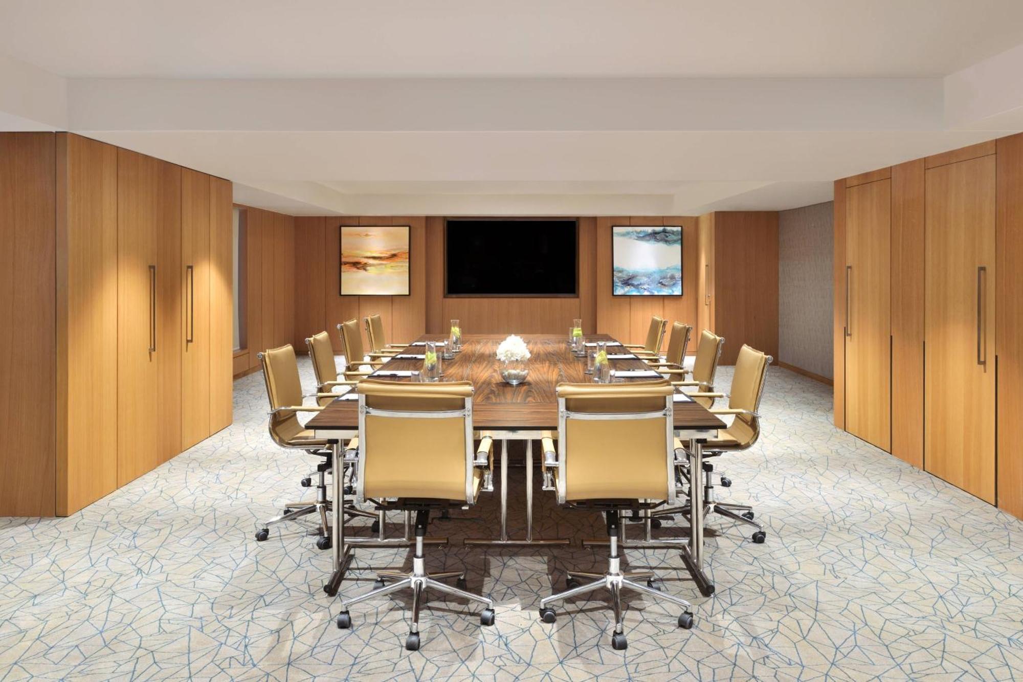Courtyard By Marriott Nashik Hotel Buitenkant foto