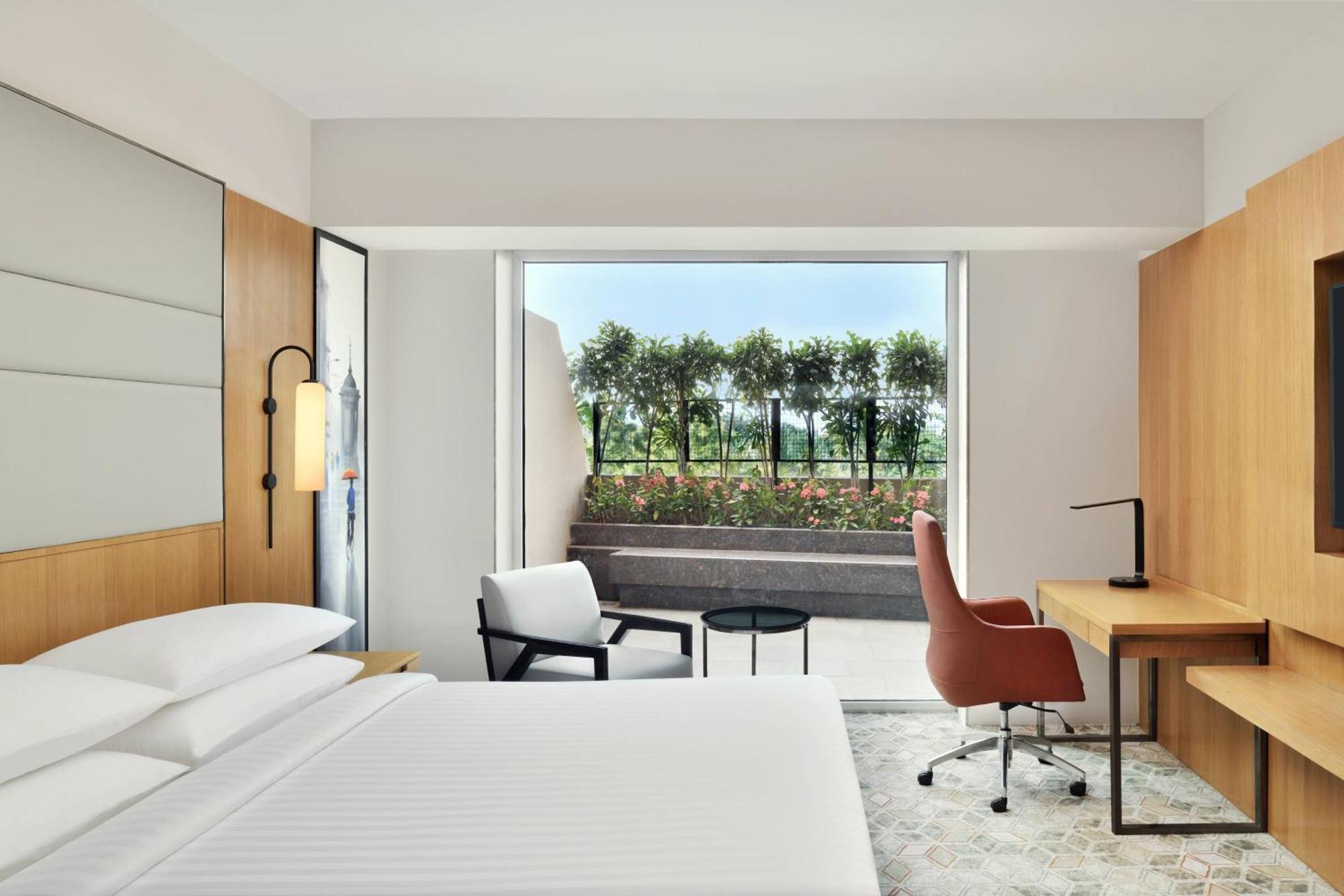 Courtyard By Marriott Nashik Hotel Buitenkant foto